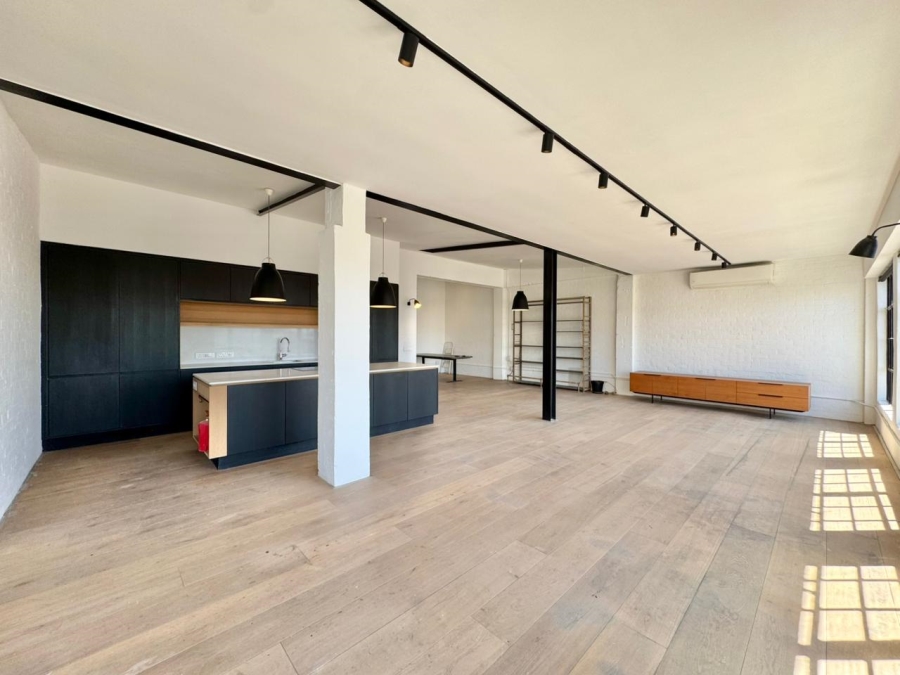 1 Bedroom Property for Sale in Woodstock Western Cape